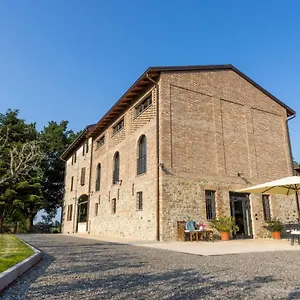 I Tre Colli -rubbiano- Vakantieboerderij Viazzano
